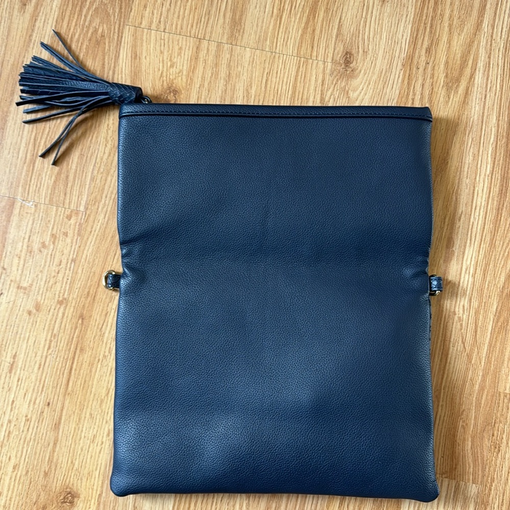 GiGi New York navy blue Fold-Over Clutch with Tassel crossbody leather - Picture 3 of 10